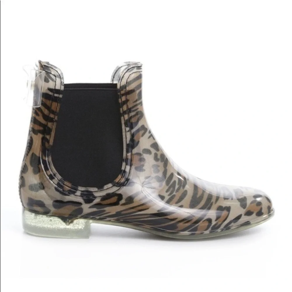 CATHERINE MALANDRINO Leopard bow rain boots